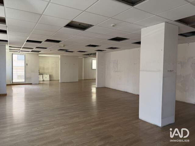 Location Boutique/Local commercial 170 m&sup2; — photo du bien
