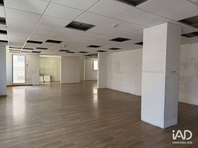 Location Boutique/Local commercial 170 m&sup2; — photo 1