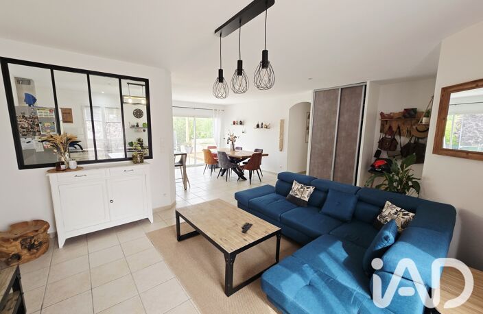 Vente Maison/villa 6 pièces — photo 2