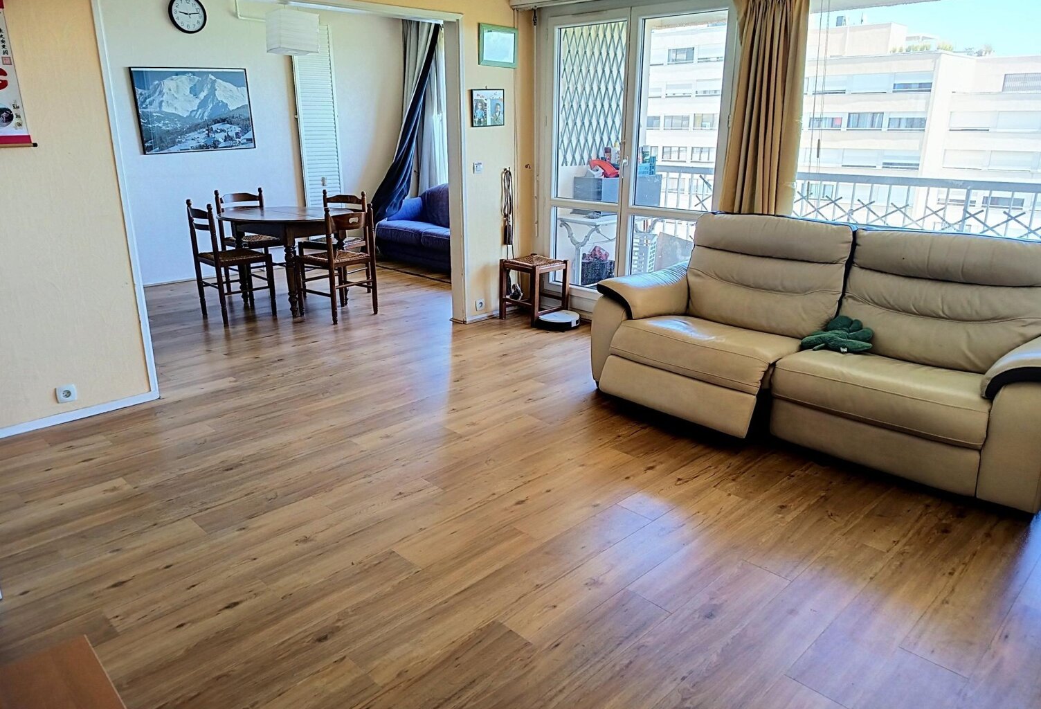 Spacieux 4P 101M2 à qqs mn à pied de la Gare RER de Cergy-Préfecture — photo 1