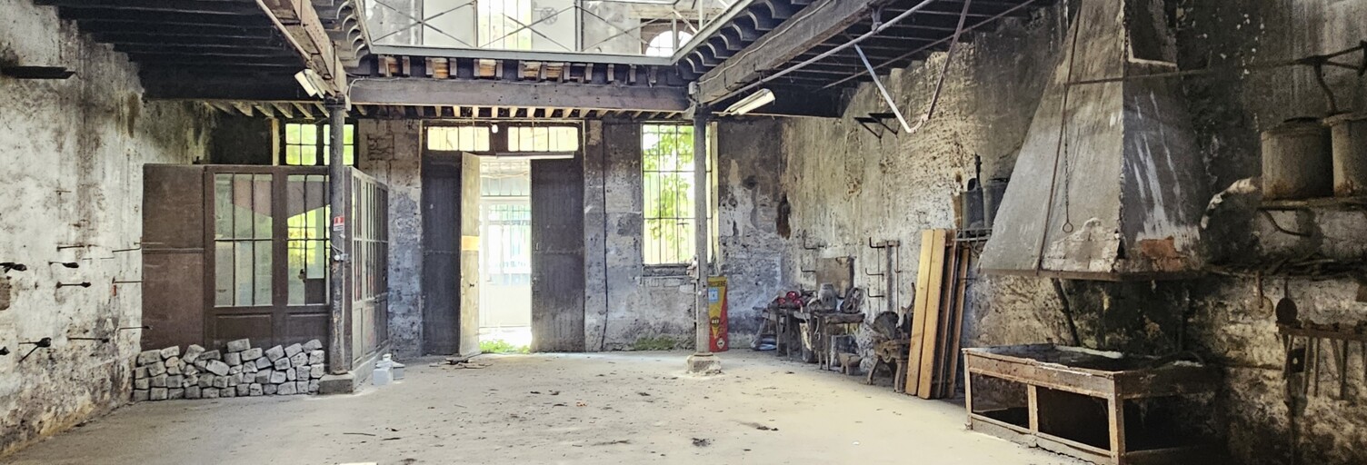 Garage  199 m² à vendre à Cognac (16100)