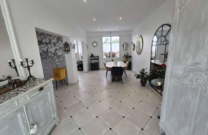 ROYAN — photo 2