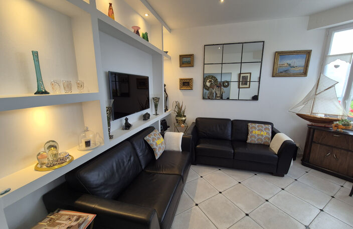 ROYAN — photo 4