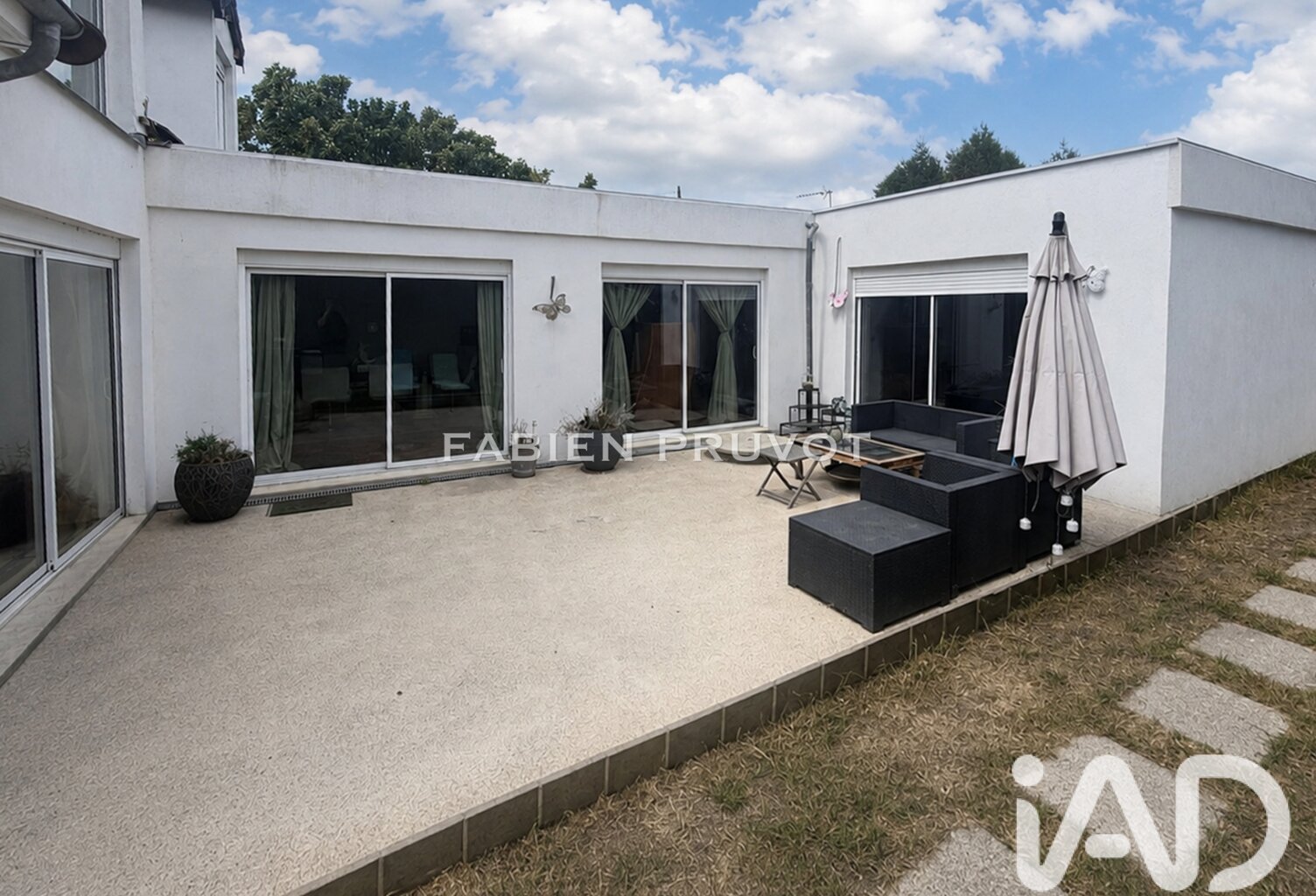 Vente Maison/villa 7 pièces — photo 1