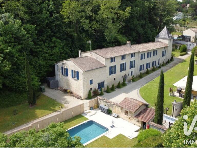 Vente Immeuble 370 m&sup2; — photo 1