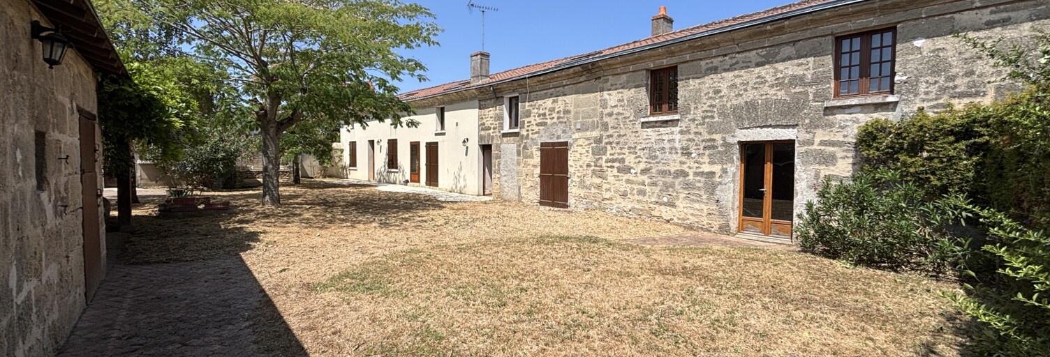 Maison 5 Pièces 181 m² à vendre à Doué-en-Anjou (49700)