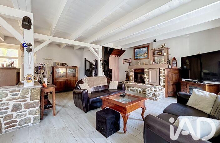 Vente Maison/villa 5 pièces — photo 2