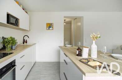 Appartement 3 pièces 323000 €