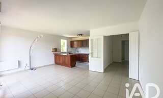 Appartement 3 Pièces 63 m² à vendre à Combs-la-Ville (77380)