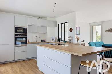 Maison 10 pièces 748000 €
