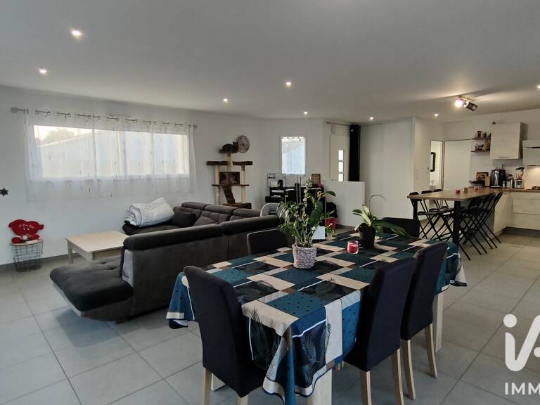 Vente Maison/villa 4 pièces — photo 1