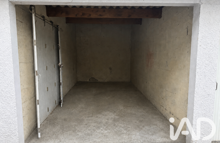 Vente Garage 14 m&sup2; — photo 2