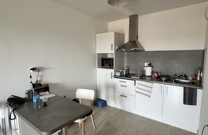 ROYAN - A VENDRE APPARTEMENT T2 LOUÉ DANS RESIDENCE SERVICES SENIORS — photo 3
