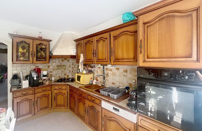 Maison de bourg de 5 pièces principales — photo 2