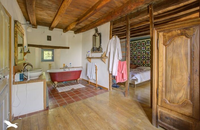 Maison en pierre de 6 pièces principales — photo 4