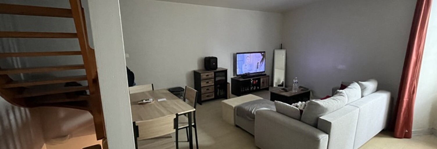 Immeuble   m² à vendre à Coulonges-sur-l'Autize (79160)