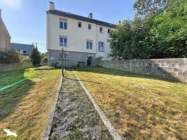 Maison de bourg de 6 pièces principales — photo du bien