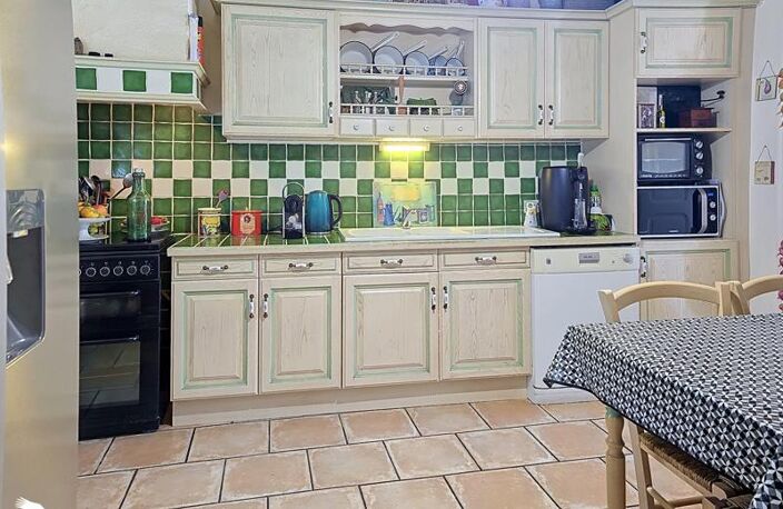 Maison en pierre de 5 pièces principales — photo 3
