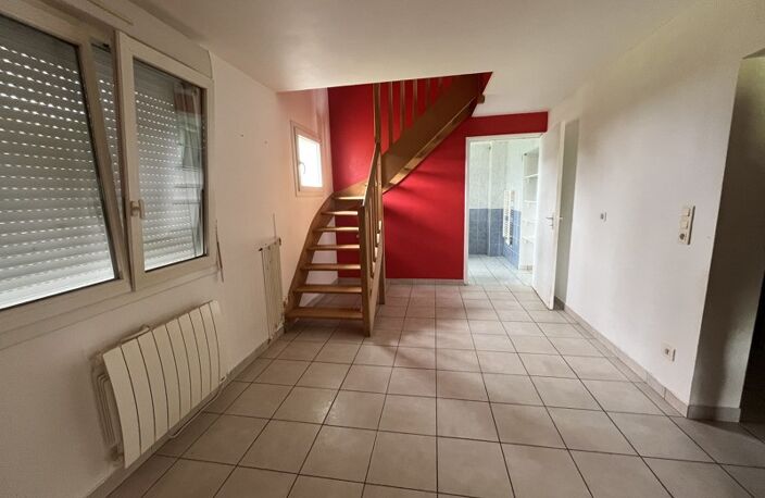Vente maison 4 pièces 85 m² Saint-Thois (29520) — photo 3