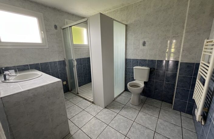 Vente maison 4 pièces 85 m² Saint-Thois (29520) — photo 5