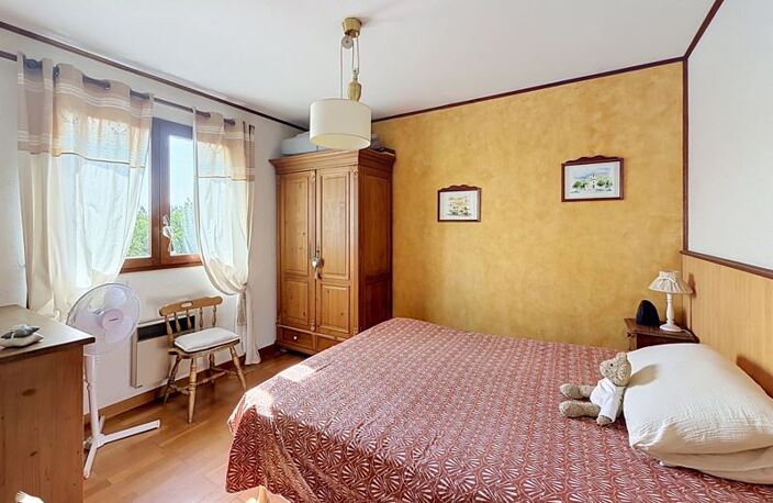 Vente maison 5 pièces 131 m² Chassieu (69680) — photo 4