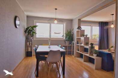 Appartement 6 pièces 220920 €