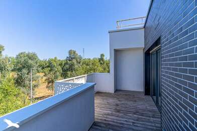 Appartement 4 pièces 296520 €