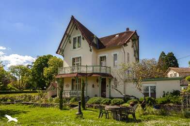 Maison 10 pièces 241960 €