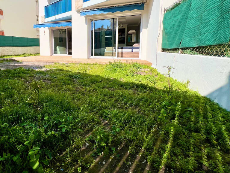 CANNES PROCHE CROISETTE T3 REFAIT A NEUF 89M2 REZ DE JARDIN — photo 1