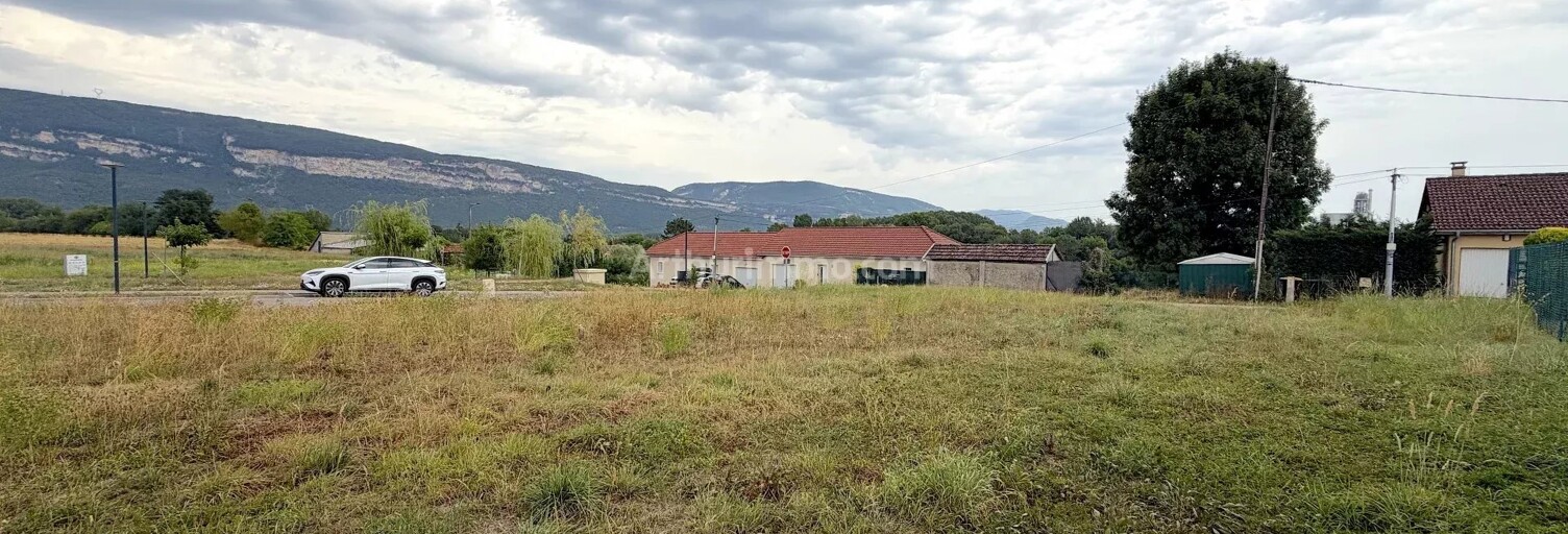 Terrain  650 m² à vendre à Montalieu-Vercieu (38390)