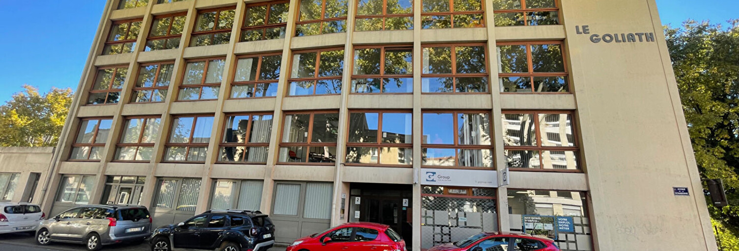 Bureau 12 Pièces 15 m² à louer à Avignon (84000)