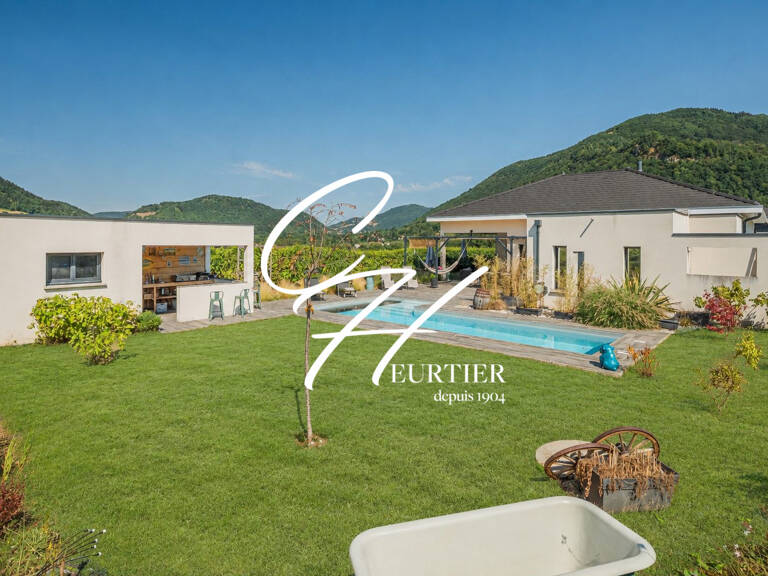 Maison 6 pièces de 145 m² — photo 1