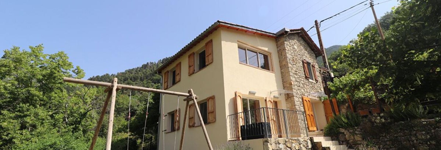 Maison 4 Pièces 118 m² à louer à Lucéram (06440)