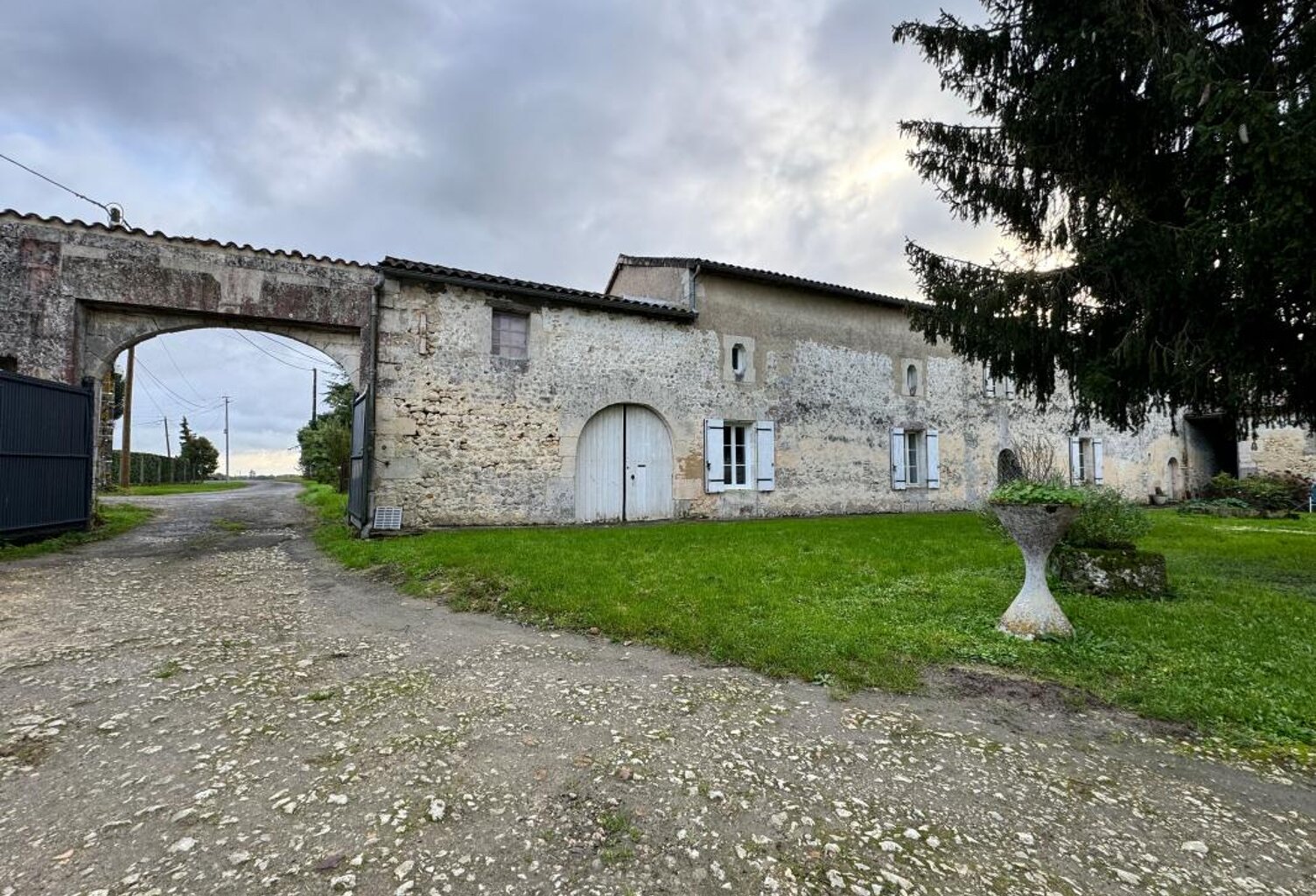 Maison À Vendre — photo 1