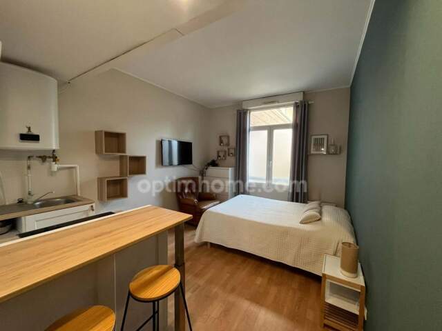 FRANCONVILLE (95, VAL D'OISE) - Studio meublé - 20,17 m² + cave - Cœur de ville - Proche gare (ligne H et RER C) — photo du bien