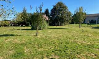 Terrain  727 m² à vendre à Targon (33760)
