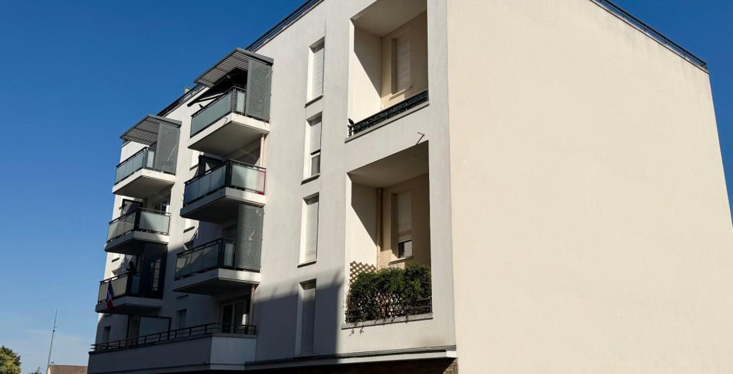 Magnifique 3 pièces traversant de 71 m² avec balcon, loggia et cave — photo 1