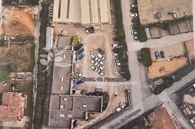 Local industriel  2300000 €