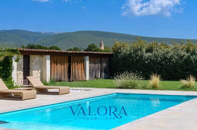 Maison 8 pièces 898700 €