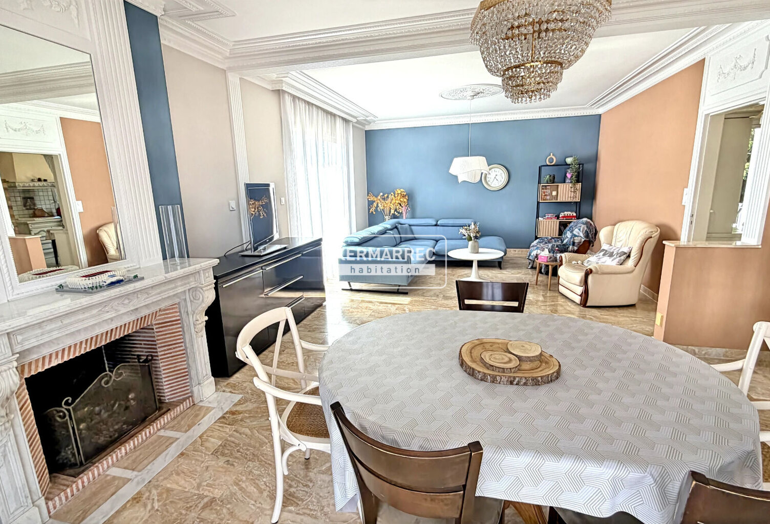 A VENDRE Maison 8 pièces à VITRE 226 m² - 386 400  HAI — photo 1