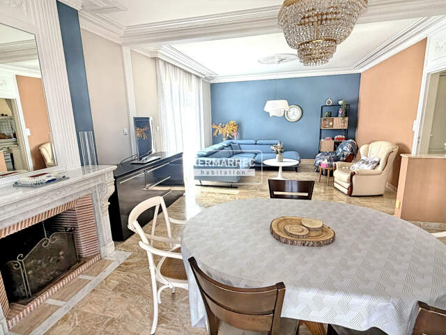 A VENDRE Maison 8 pièces à VITRE 226 m² - 386 400  HAI — photo du bien