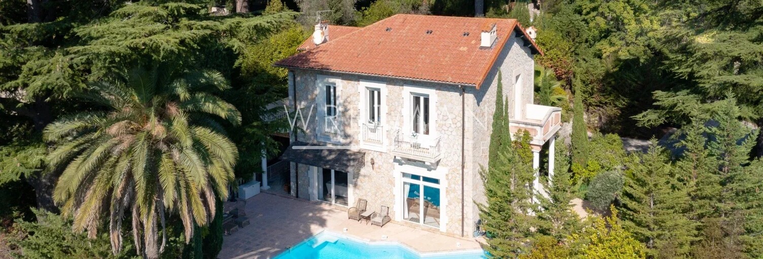 Maison 9 Pièces 548 m² à vendre à Grasse (06130)