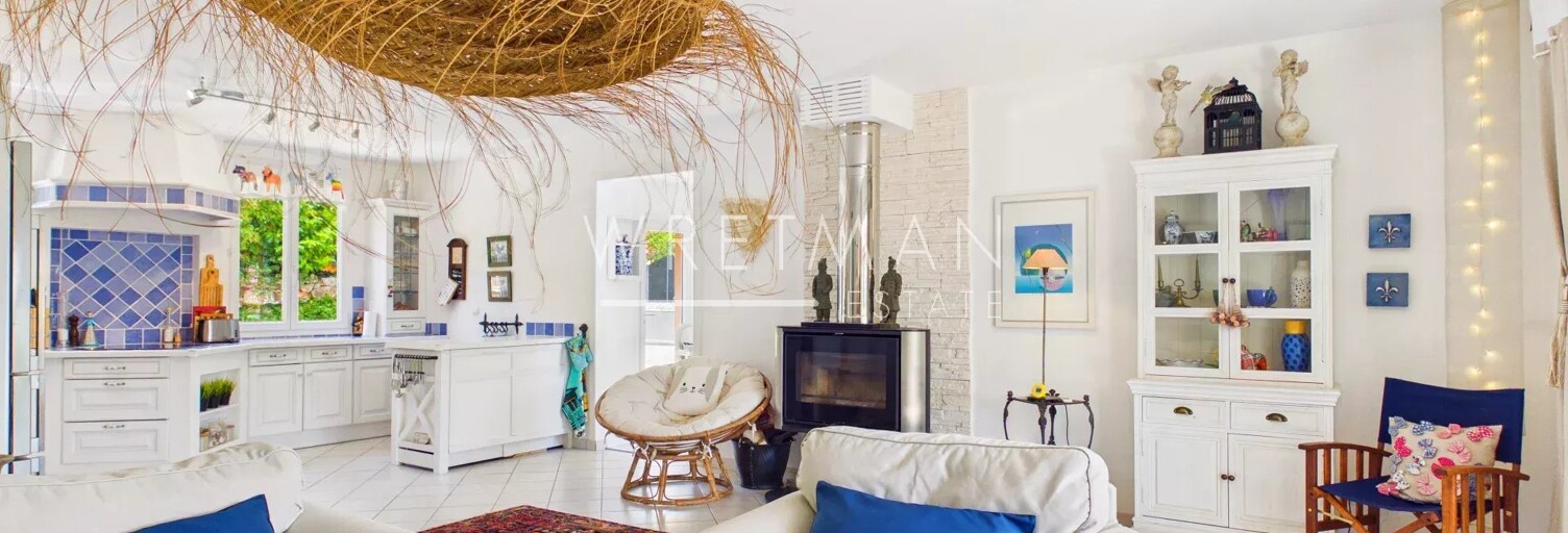 Maison 7 Pièces 132 m² à vendre à Le Luc (83340)