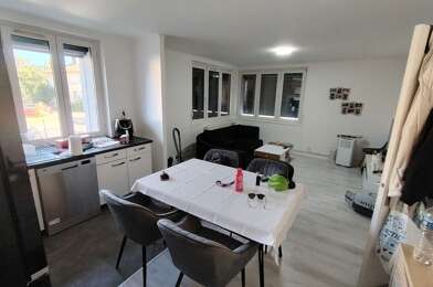 Appartement 4 pièces 820 €