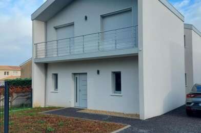 Maison 5 pièces 2035 €