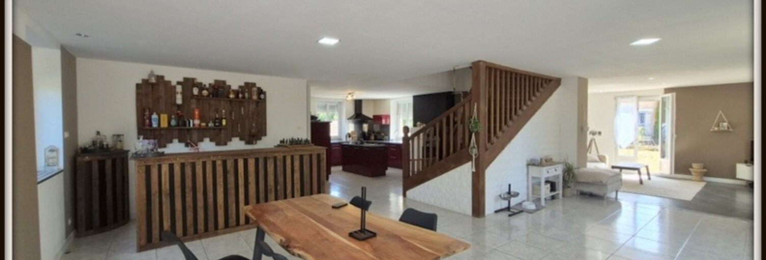 Maison 9 Pièces 218 m² à vendre à Corbenay (70320)