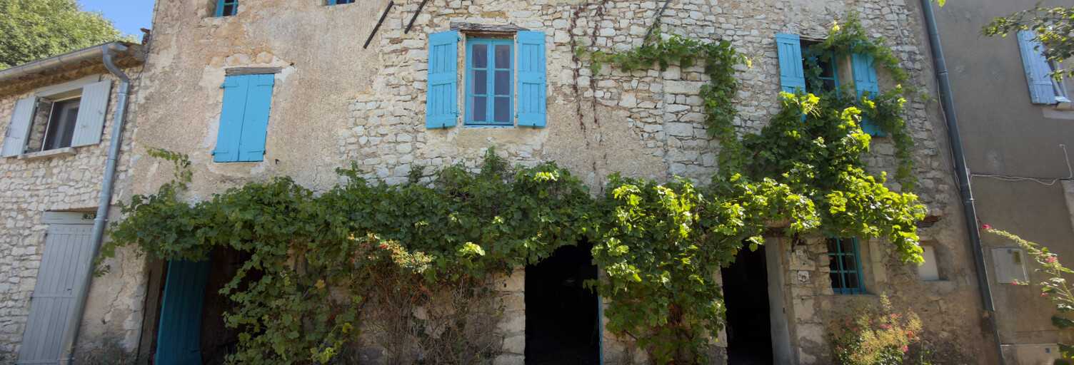 Maison 7 Pièces 191 m² à vendre à Saint-Trinit (84390)