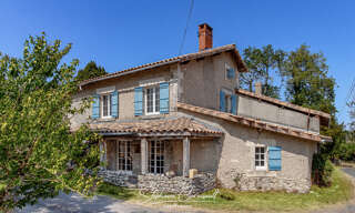 Maison 6 Pièces 147 m² à vendre à Villetoureix (24600)