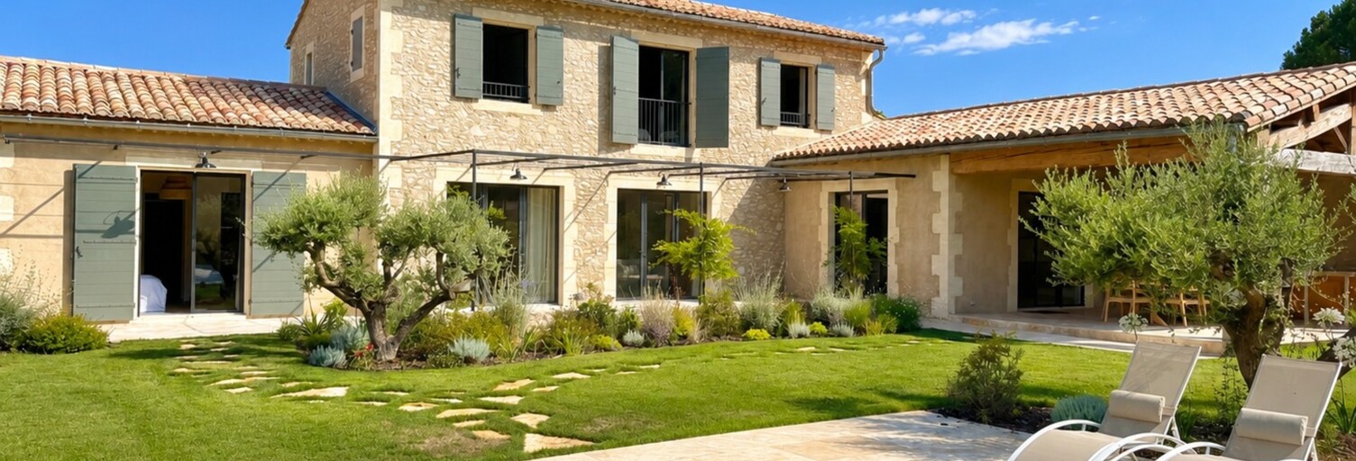 Maison 6 Pièces 228 m² à vendre à Bonnieux (84480)