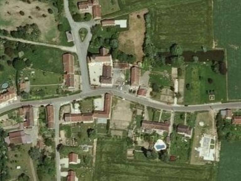 Grand TERRAIN de loisirs dans charmant village de Seine et Marne de plus de 2000 m² ! — photo 1